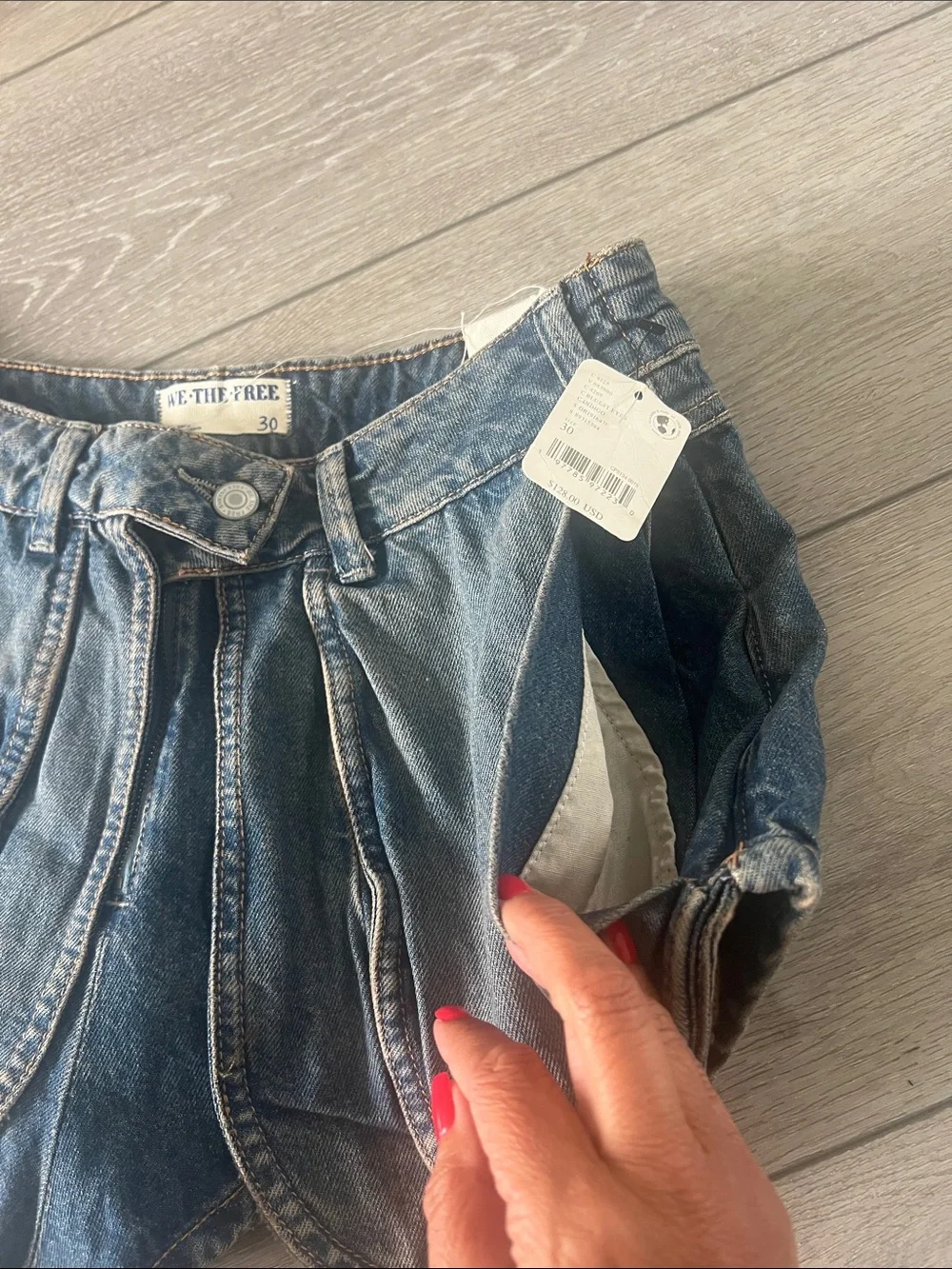 Free people we the free nwt Denim Panel Sculpted Women’s Shorts size 30